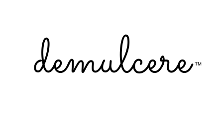 demulcere logo in cursive